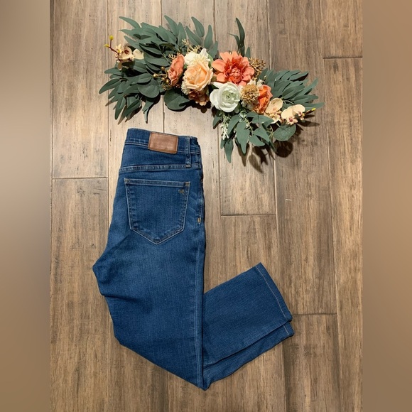 Madewell Roadtripper Cropped/Capri Jeans - Picture 3 of 6